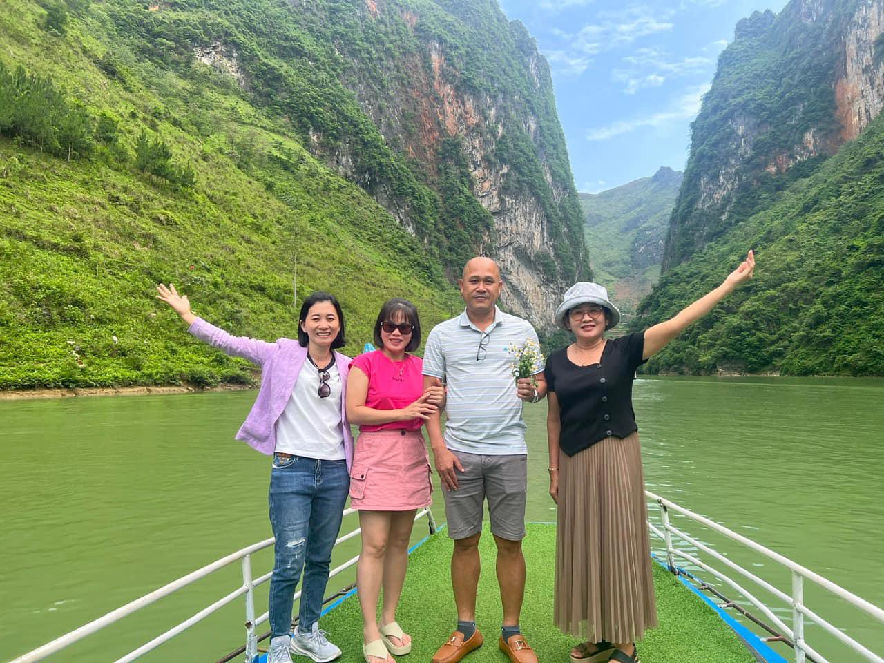 TOUR TÂY BẮC - HÀ GIANG - CAO BẰNG (5N4Đ)