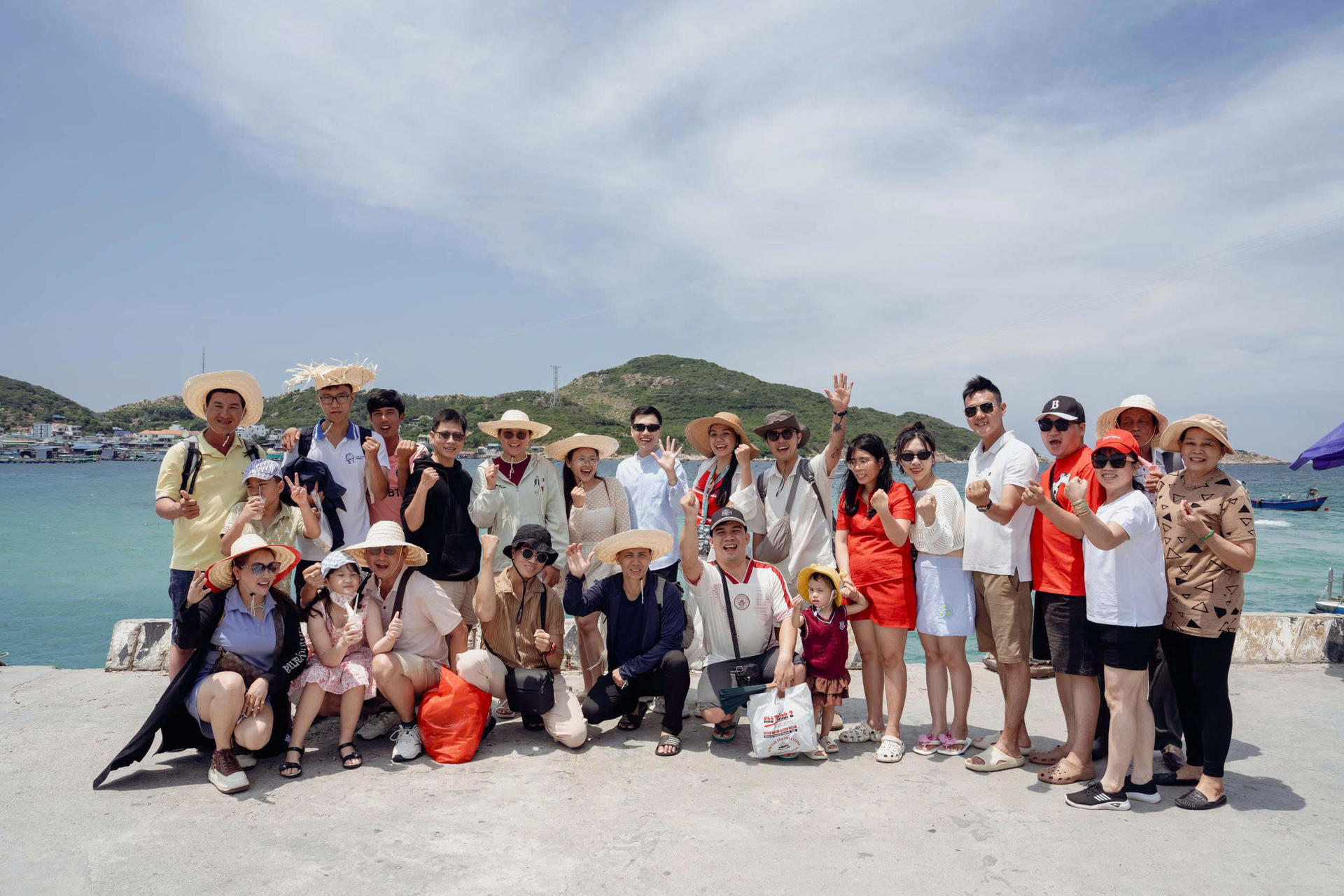 TOUR ĐẢO BÌNH HƯNG (2N2Đ)